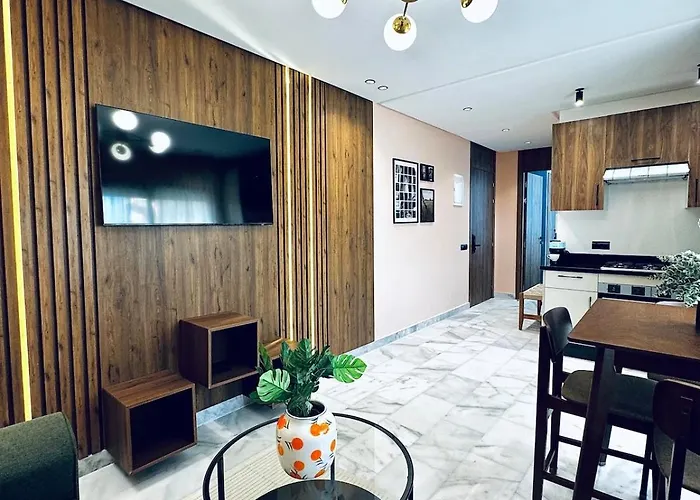 Luxury 1-Bedroom Apartment In Maarif