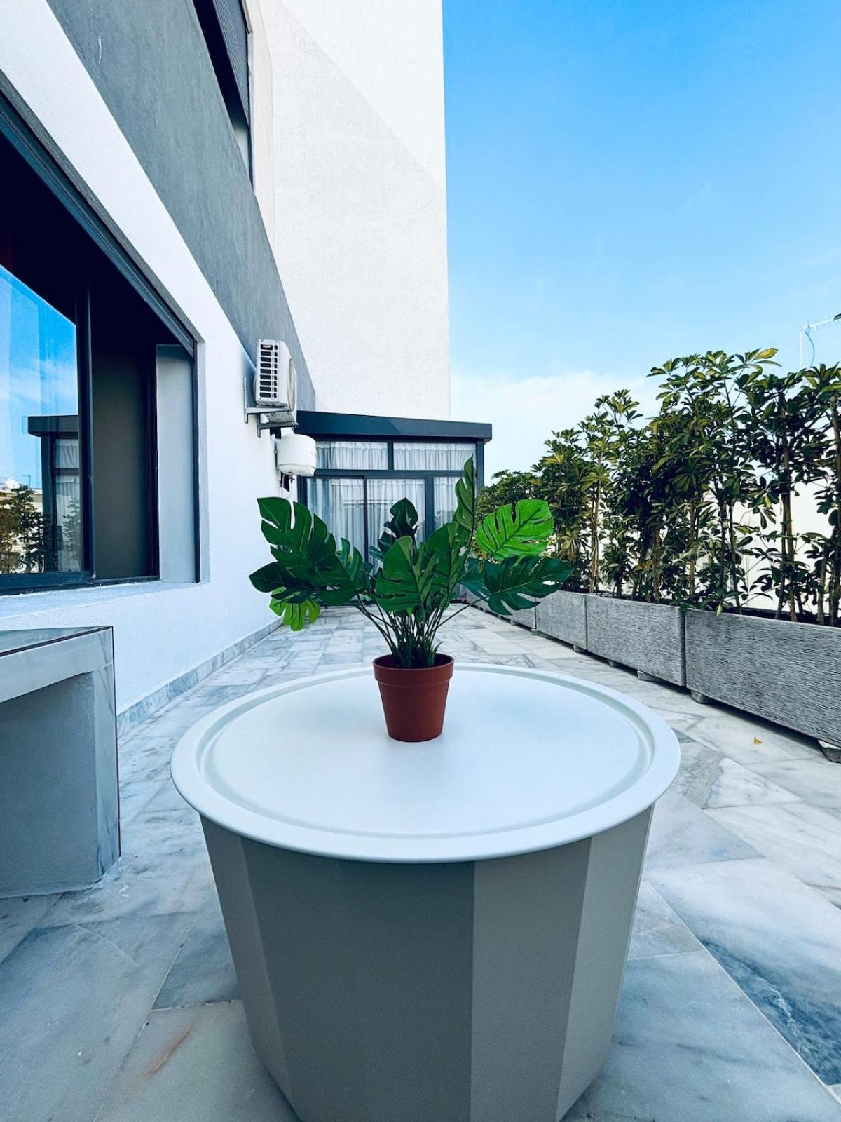 Luxury 1-bedroom In Maarif * Casablanca